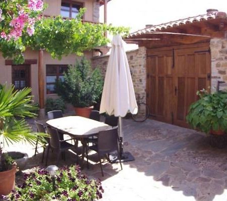 Hotel Rural La Veleta Murias de Rechivaldo Екстериор снимка