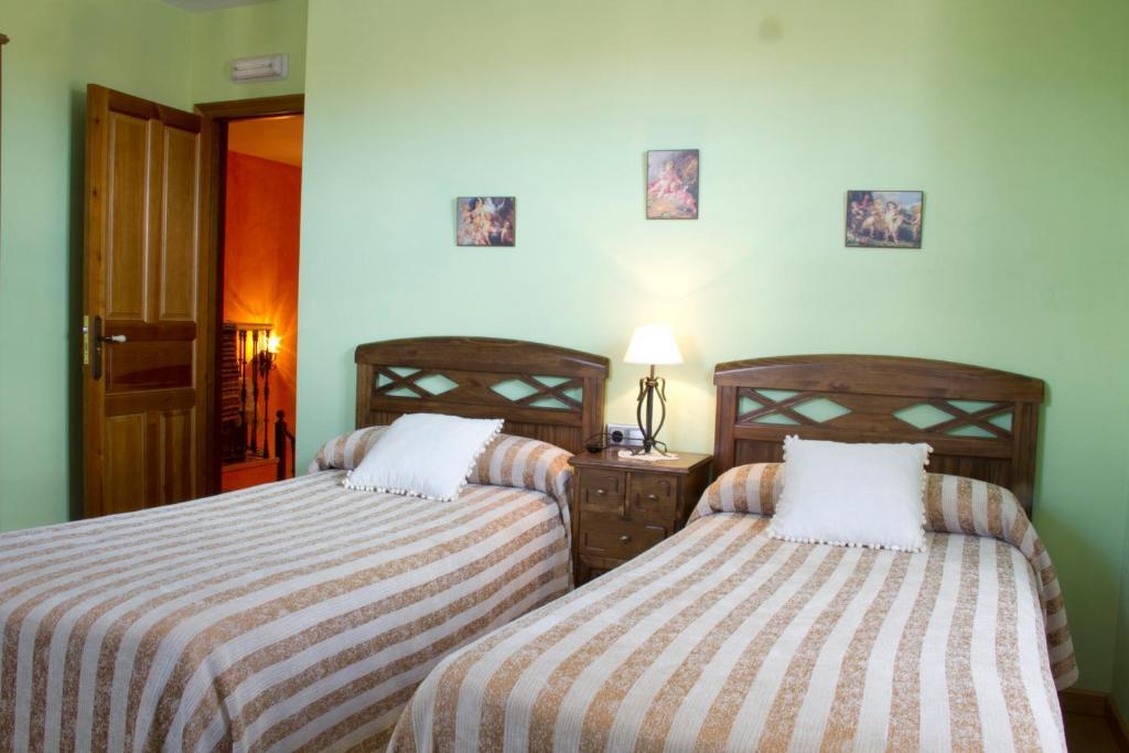 Hotel Rural La Veleta Murias de Rechivaldo Стая снимка