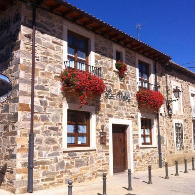 Hotel Rural La Veleta Murias de Rechivaldo Екстериор снимка