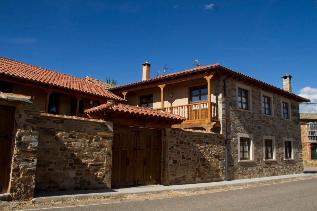 Hotel Rural La Veleta Murias de Rechivaldo Екстериор снимка